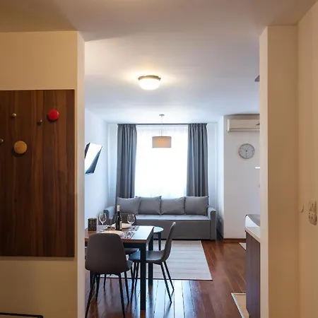 Apartment Paradiso 211